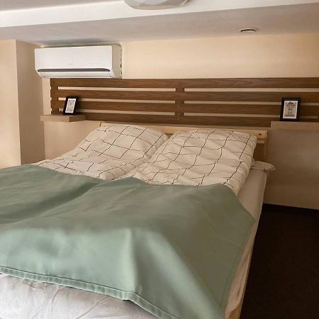 Apartamenty Dobra Noc Przy Wawelu 2 Bedrooms 크라쿠프 외부 사진