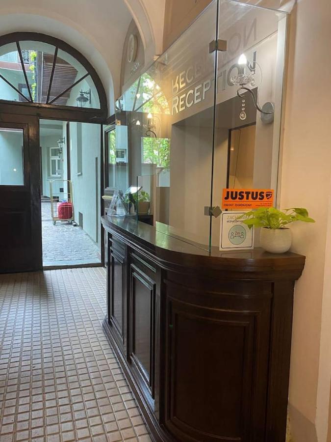 Apartamenty Dobra Noc Przy Wawelu 2 Bedrooms 크라쿠프 외부 사진